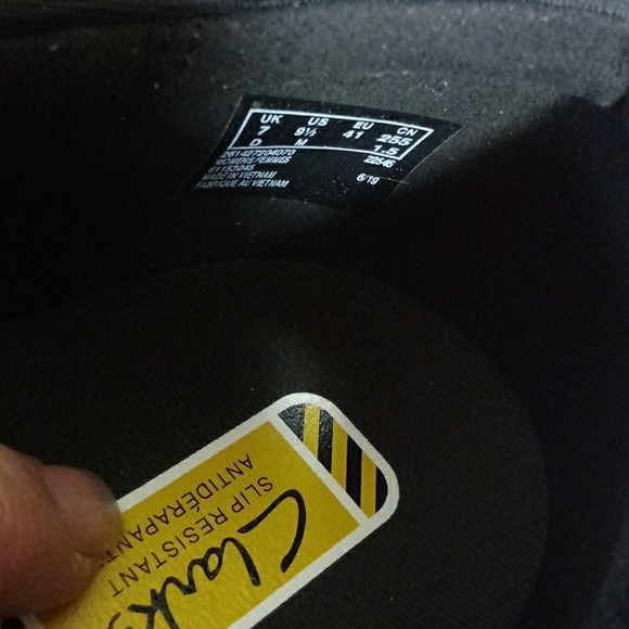 Clarks slip resistant black shoes size 9.5 - Picture 8 of 8